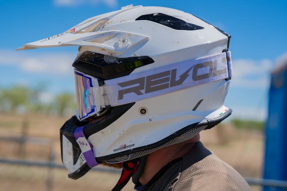 REVOLT Defyant Goggles White